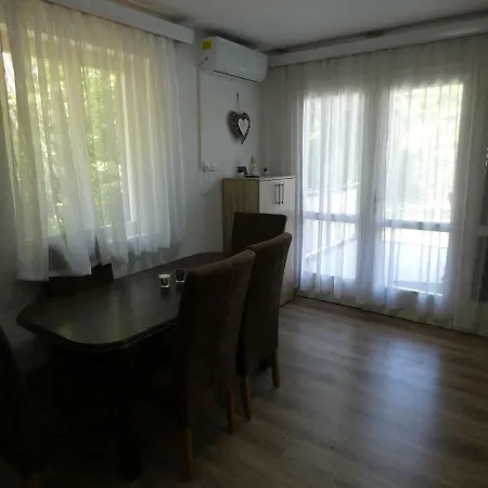 Ferienhaus Muskatli Jakuzzis Vendeghaz *