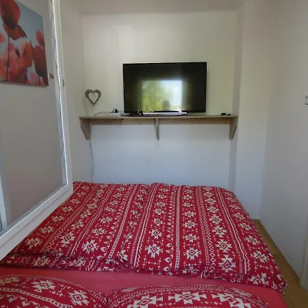 Ferienhaus Muskatli Jakuzzis Vendeghaz Gárdony